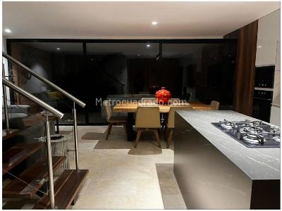 Casa de 3 alcobas en venta en La Calleja, Envigado, 204 m² · foto 13 de 20