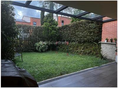 Casa de 3 alcobas en venta en La Calleja, Envigado, 204 m² · foto 14 de 20
