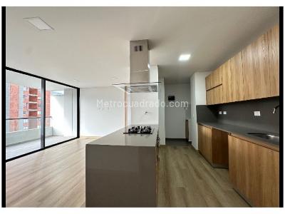 Apartamento en venta en Los Colores, Medellín · foto 4 de 19