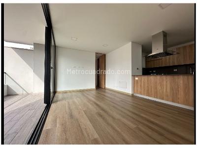 Apartamento en venta en Los Colores, Medellín · foto 5 de 19