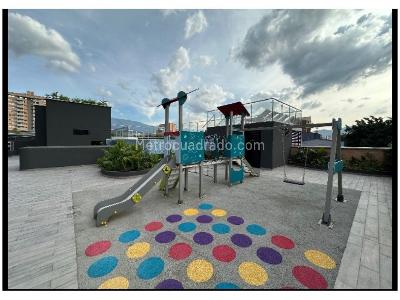 Apartamento en venta en Los Colores, Medellín · foto 10 de 19