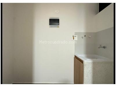 Apartamento en venta en Los Colores, Medellín · foto 11 de 19