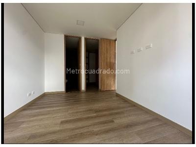Apartamento en venta en Los Colores, Medellín · foto 12 de 19