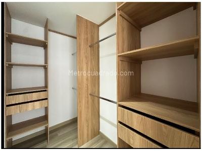 Apartamento en venta en Los Colores, Medellín · foto 13 de 19