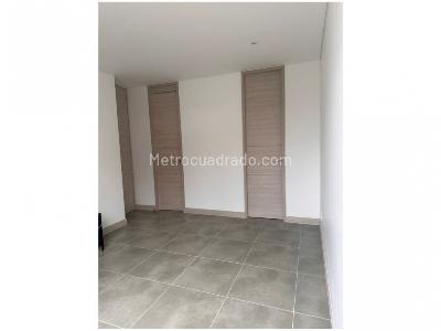 Apartaestudio en venta en El Poblado, Medellín, 68 m² · foto 4 de 8
