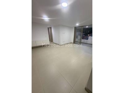 Apartamento de 3 alcobas en venta en Las Lomitas, Sabaneta, 86 m² · foto 3 de 16