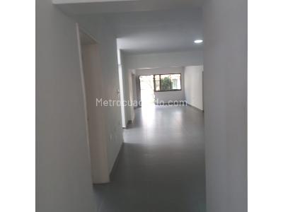 Casa de 4 alcobas en venta en Laureles, Medellín, 180 m² · foto 9 de 20