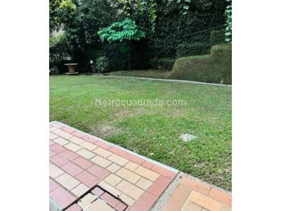 Casa de 4 alcobas en venta en Benedictinos, Envigado, 390 m² · foto 13 de 20