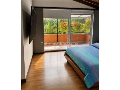 Casa de 4 alcobas en venta en Benedictinos, Envigado, 390 m² · foto 18 de 20