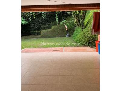Casa de 4 alcobas en venta en Benedictinos, Envigado, 390 m² · foto 20 de 20