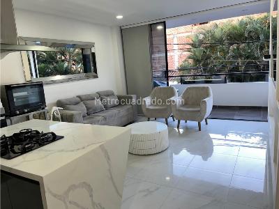 Apartamento de 3 alcobas en venta en Cristo Rey, Medellín, 83 m² · foto 3 de 17