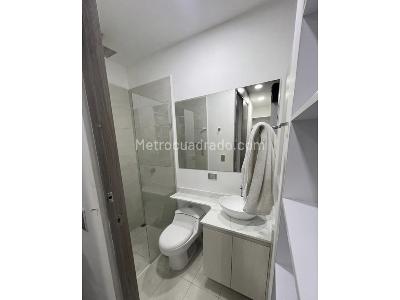 Apartamento de 3 alcobas en venta en Cristo Rey, Medellín, 83 m² · foto 9 de 17