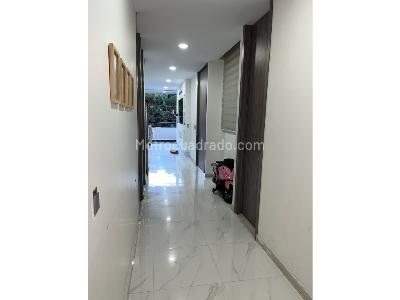 Apartamento de 3 alcobas en venta en Cristo Rey, Medellín, 83 m² · foto 12 de 17