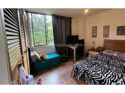 Apartamento de 3 alcobas en venta en El Poblado, Medellín, 97 m² · foto 8 de 12