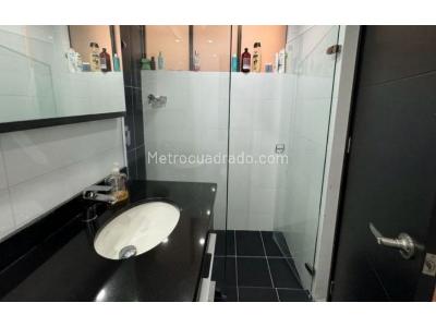 Apartamento de 3 alcobas en venta en El Poblado, Medellín, 97 m² · foto 11 de 12
