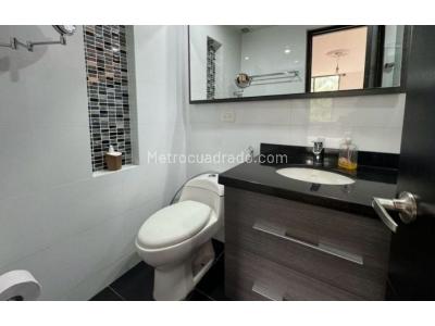 Apartamento de 3 alcobas en venta en El Poblado, Medellín, 97 m² · foto 12 de 12