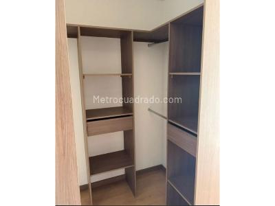 Apartaestudio en venta en El Escobero, Envigado, 60 m² · foto 4 de 12