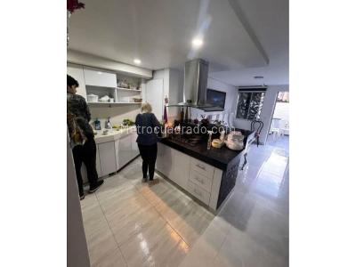 Casa en venta en San Gabriel, Itagüí · foto 2 de 10