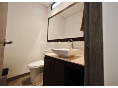 Casa de 4 alcobas en venta en San Remo, Sabaneta, 470 m² · foto 12 de 20