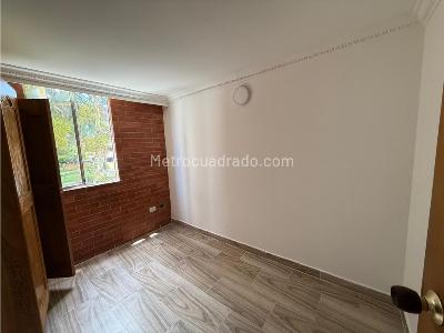 Apartamento en venta en Envigado, Envigado · foto 4 de 16