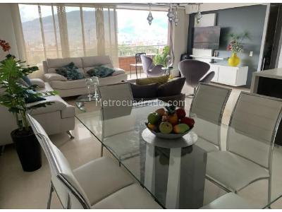 Apartamento de 3 alcobas en venta en Laureles, Medellín, 118 m² · foto 5 de 16