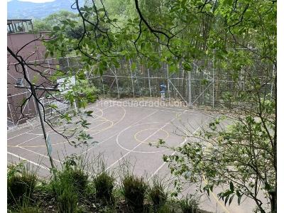 Apartamento de 3 alcobas en venta en Laureles, Medellín, 118 m² · foto 16 de 16