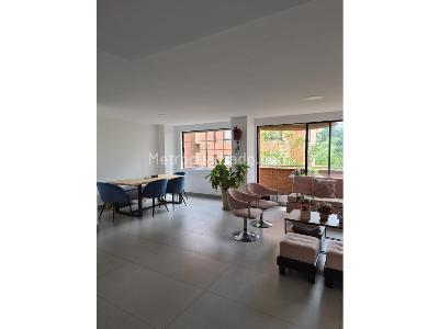 Apartamento de 3 alcobas en venta en El Poblado, Medellín, 145 m² · foto 5 de 7
