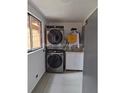Apartamento de 3 alcobas en venta en El Poblado, Medellín, 145 m² · foto 7 de 7
