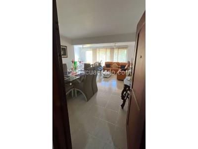 Apartamento de 3 alcobas en venta en Laureles, Medellín, 125 m² · foto 3 de 13