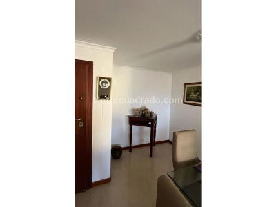 Apartamento de 3 alcobas en venta en Laureles, Medellín, 125 m² · foto 11 de 13