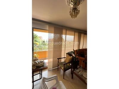 Apartamento de 3 alcobas en venta en Laureles, Medellín, 125 m² · foto 12 de 13