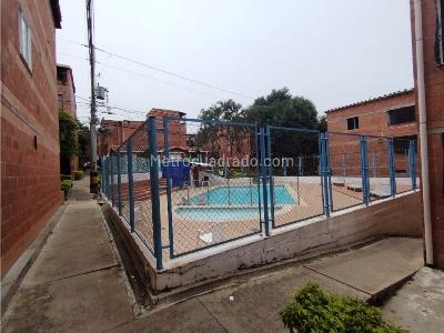 Casa de 3 alcobas en venta en Niquia, Bello, 65 m² · foto 5 de 20
