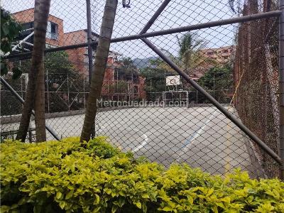 Casa de 3 alcobas en venta en Niquia, Bello, 65 m² · foto 12 de 20