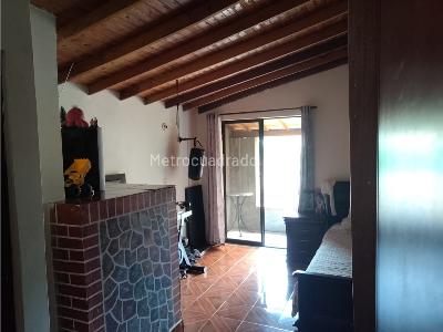 Casa de 3 alcobas en venta en Niquia, Bello, 65 m² · foto 17 de 20