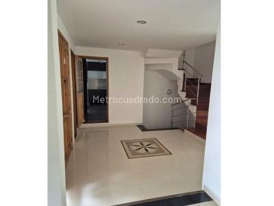 Casa de 3 alcobas en venta en Transversal Intermedia, Envigado, 320 m² · foto 5 de 20