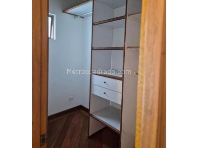 Casa de 3 alcobas en venta en Transversal Intermedia, Envigado, 320 m² · foto 9 de 20