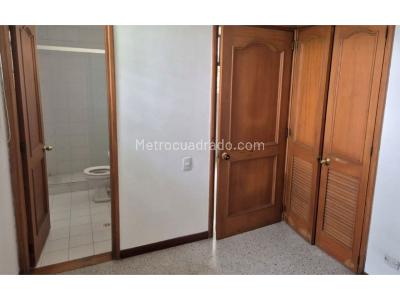 Casa de 3 alcobas en venta en Transversal Intermedia, Envigado, 320 m² · foto 17 de 20