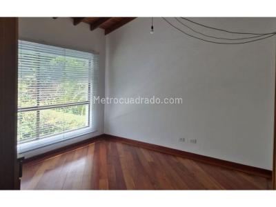 Casa de 3 alcobas en venta en Transversal Intermedia, Envigado, 320 m² · foto 19 de 20