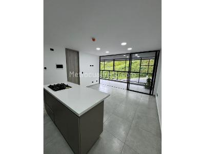 Apartamento de 1 alcoba en venta en Envigado, Envigado, 65 m² · foto 3 de 19