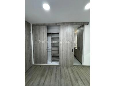 Apartamento de 1 alcoba en venta en Envigado, Envigado, 65 m² · foto 14 de 19