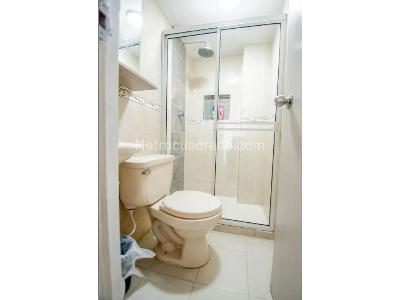 Casa de 5 alcobas en venta en Conquistadores, Medellín, 172 m² · foto 4 de 15