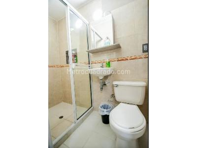 Casa de 5 alcobas en venta en Conquistadores, Medellín, 172 m² · foto 5 de 15