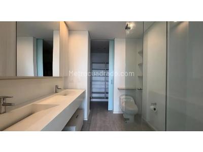Apartamento en venta en El Poblado, Medellín · foto 6 de 9