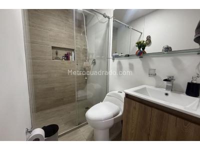 Apartamento en venta en La Floresta, Medellín · foto 8 de 16