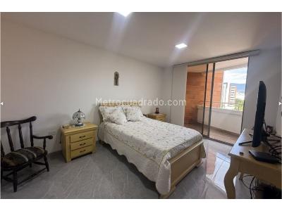 Apartamento en venta en La Floresta, Medellín · foto 9 de 16