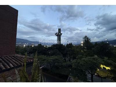 Apartamento de 2 alcobas en venta en Estadio, Medellín, 113 m² · foto 3 de 15