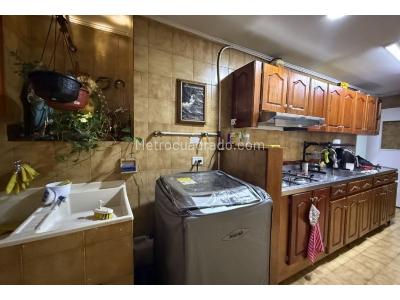 Apartamento de 2 alcobas en venta en Estadio, Medellín, 113 m² · foto 10 de 15