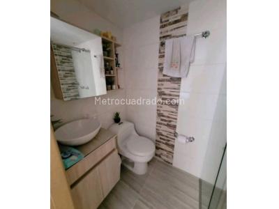 Apartamento de 2 alcobas en venta en Niquia, Bello, 72 m² · foto 18 de 20