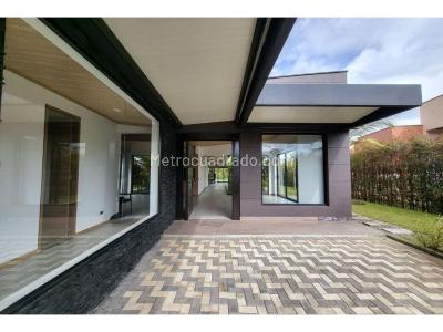 Casa de 4 alcobas en venta en Colombia / Antioquia / Rionegro, Rionegro, 540 m² · foto 8 de 20