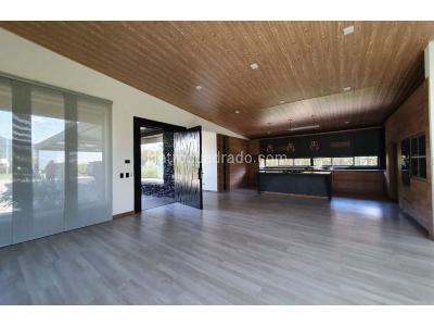 Casa de 4 alcobas en venta en Colombia / Antioquia / Rionegro, Rionegro, 540 m² · foto 11 de 20